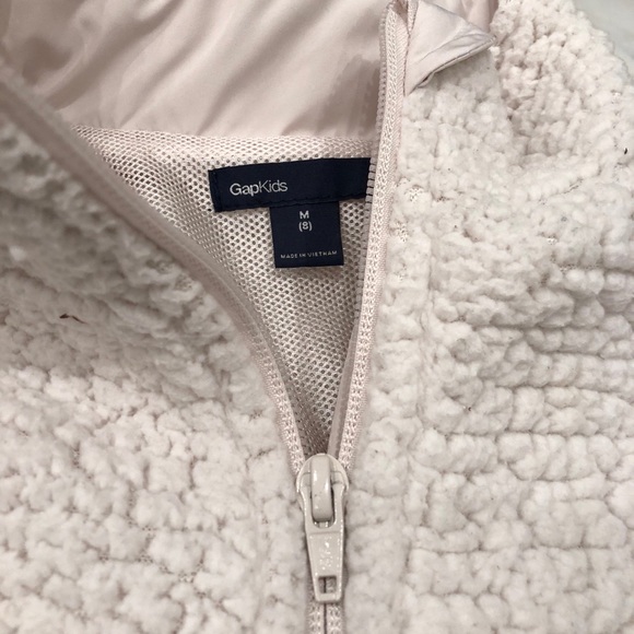 Warm, soft and cozy jacket . One spot on pocket . - Picture 3 of 16